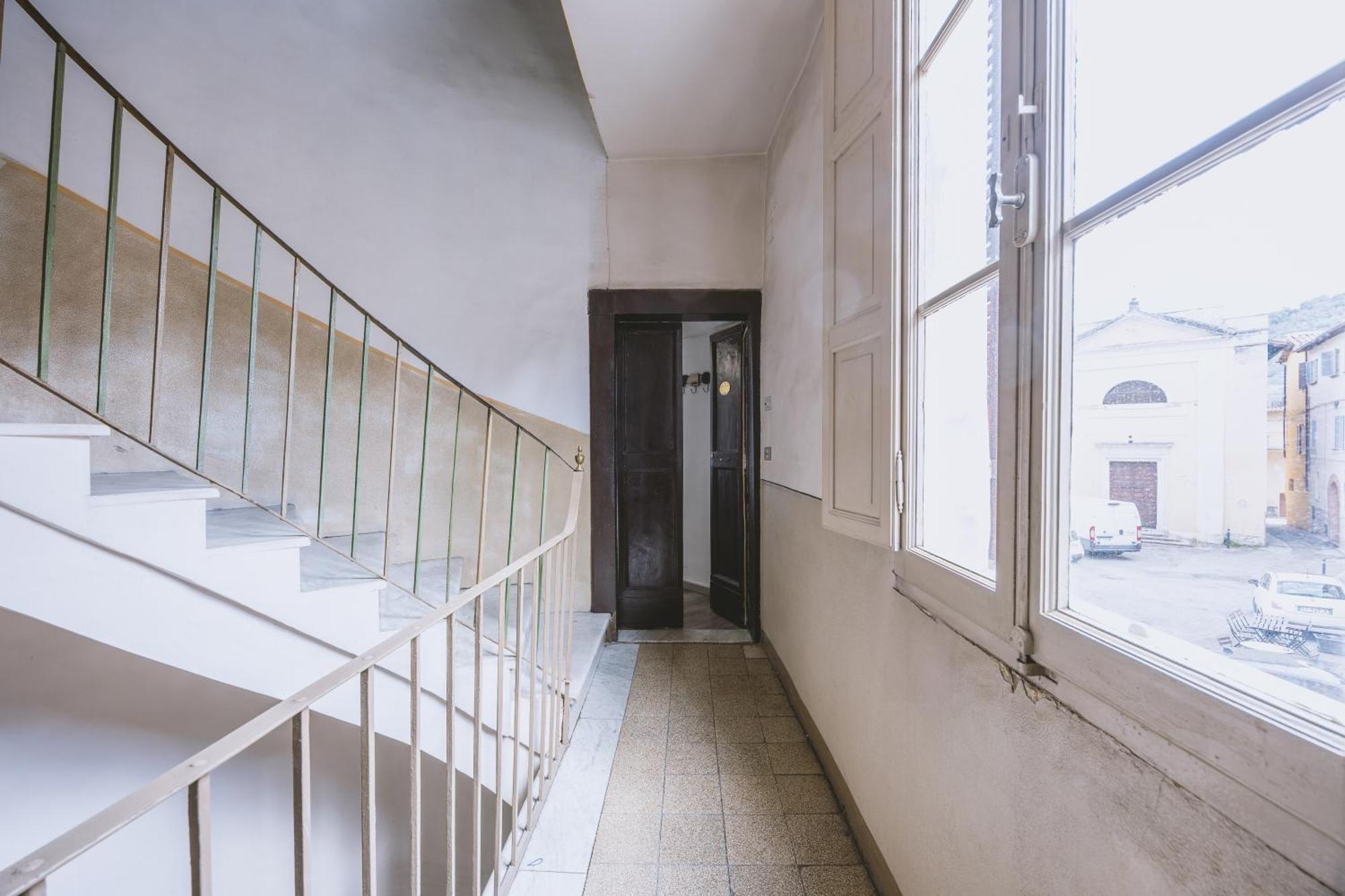 Bhr - Appartamento Dell'Anfiteatro Spoleto Bagian luar foto